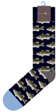 Load image into Gallery viewer, HUNTER - LARGEMOUTH BASS IN NAVY
